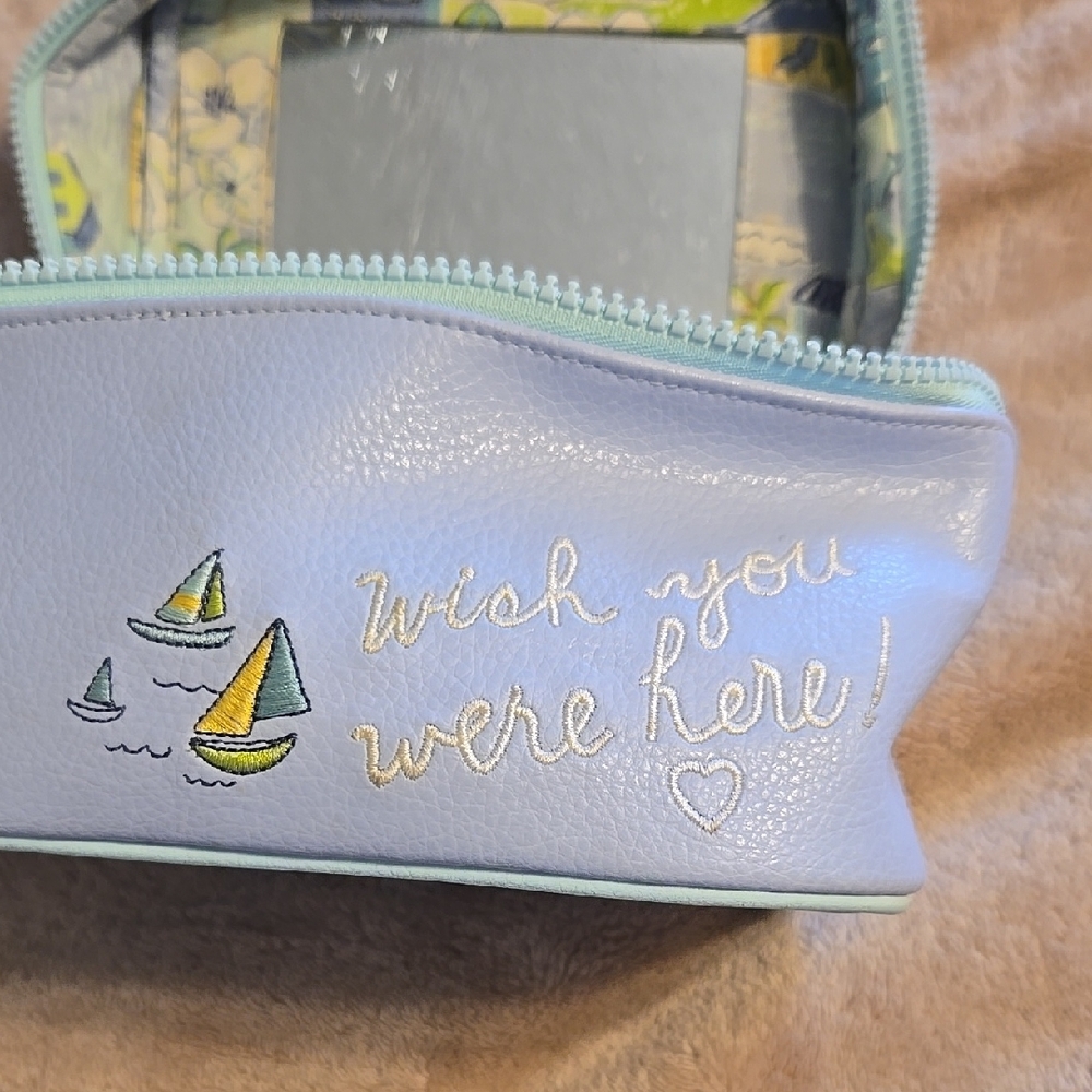 Gymboree Blue and Yellow Bag with Sailboat Design, 2003 VACATION TIME TRAIN CASE